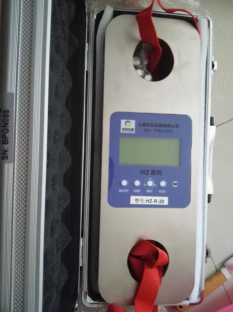 大(dai)屏(bing)幕(mu)250t無(wu)線(xian)測(ce)力(li)計(ji)-汽(qi)車(ju)牽(qian)引(yin)力(li)測(ce)用(yong)